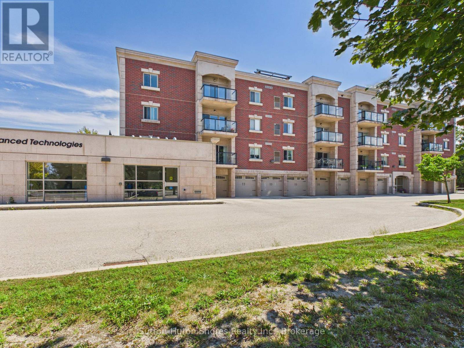 402 - 221 ADELAIDE STREET, Saugeen Shores, Ontario