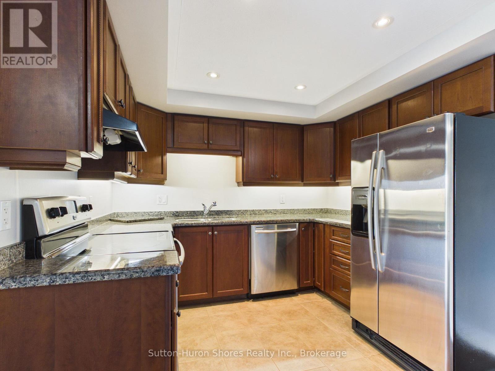 402 - 221 Adelaide Street, Saugeen Shores, Ontario  N0H 2L0 - Photo 7 - X13689832