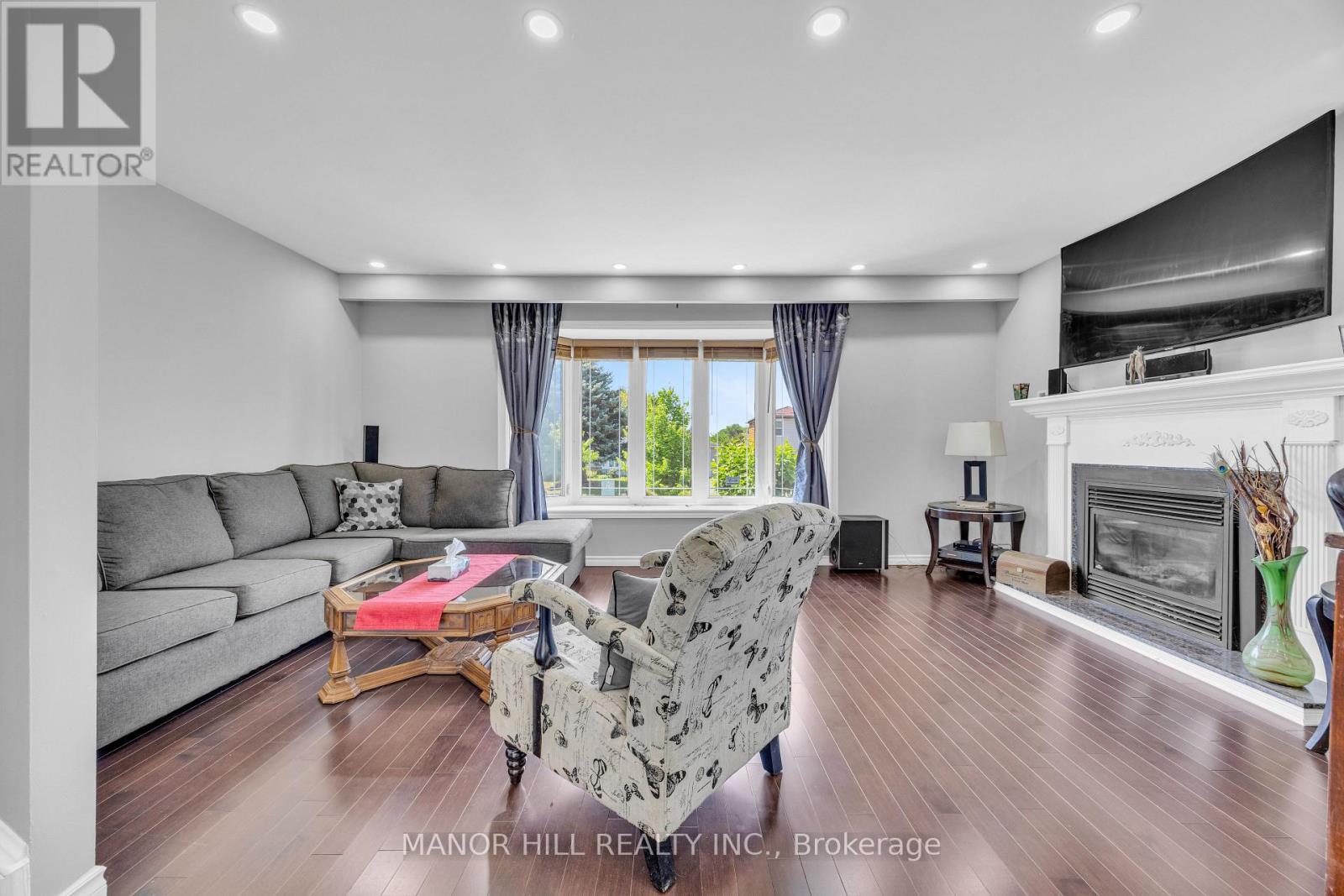 18 Greenbriar Road, Brampton, Ontario  L6S 1V9 - Photo 9 - W13689808