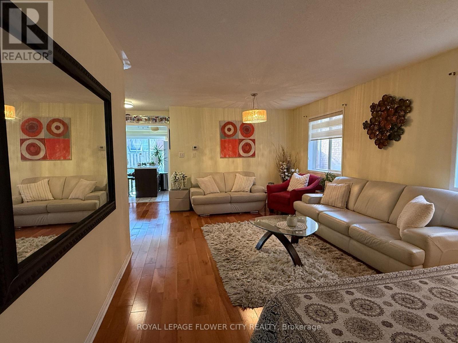 45 Charleswood Circle, Brampton, Ontario  L7A 1Z1 - Photo 3 - W13689834