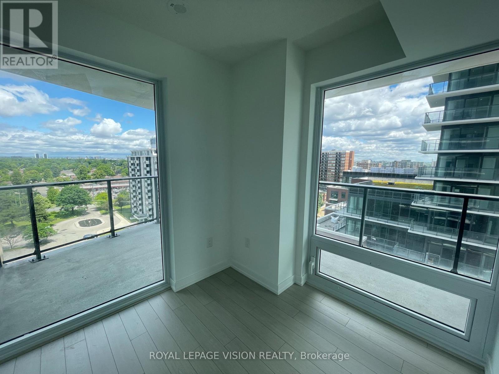 1004 - 4010 Eglinton Avenue W, Toronto, Ontario  M9P 1A6 - Photo 12 - W13689844