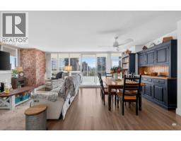 904 4400 BUCHANAN STREET, Burnaby, British Columbia
