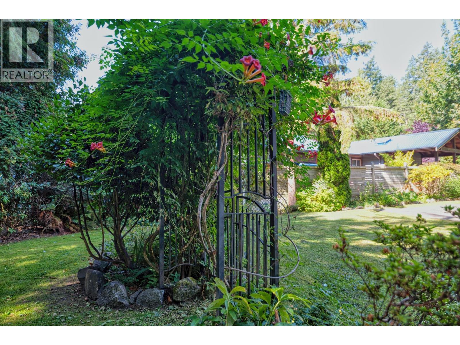 4550 Merrill Road, Madeira Park, British Columbia  V0N 2H1 - Photo 34 - R3156811