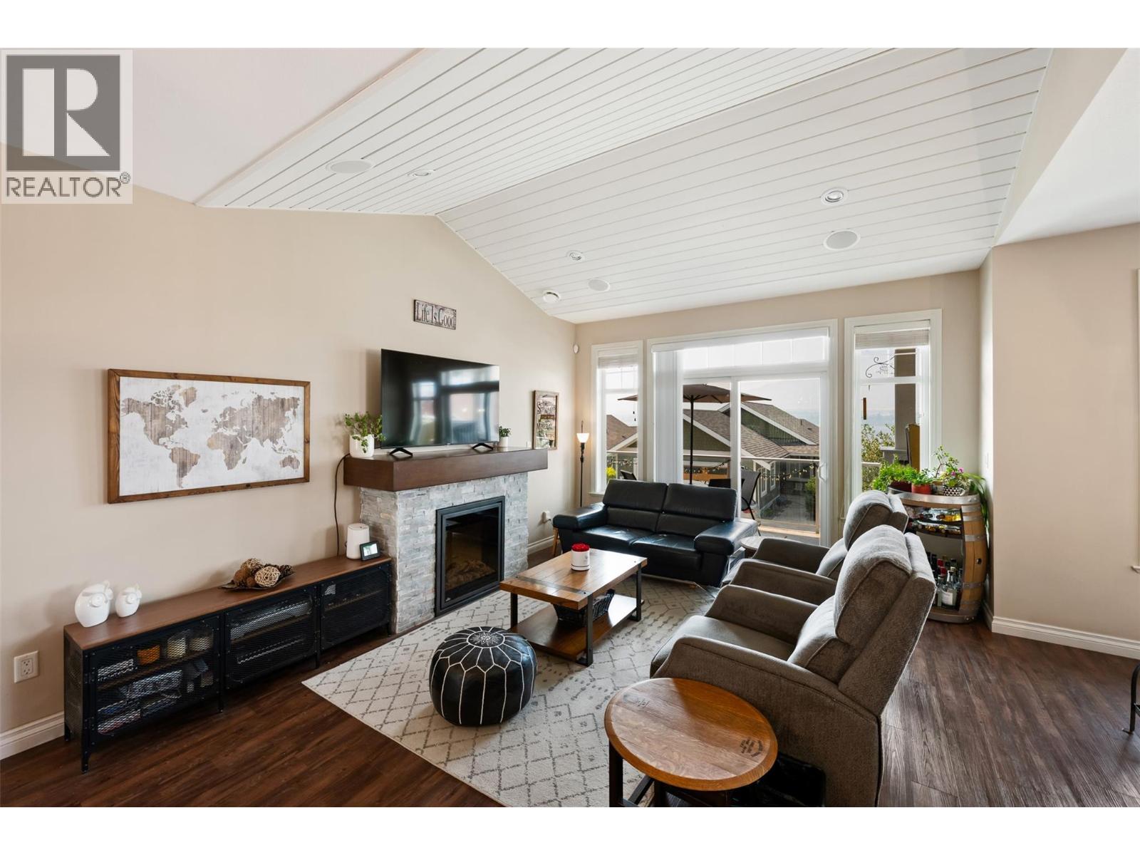 2450 Radio Tower Road Unit# 228, Oliver, British Columbia  V0H 1T1 - Photo 2 - 10394811