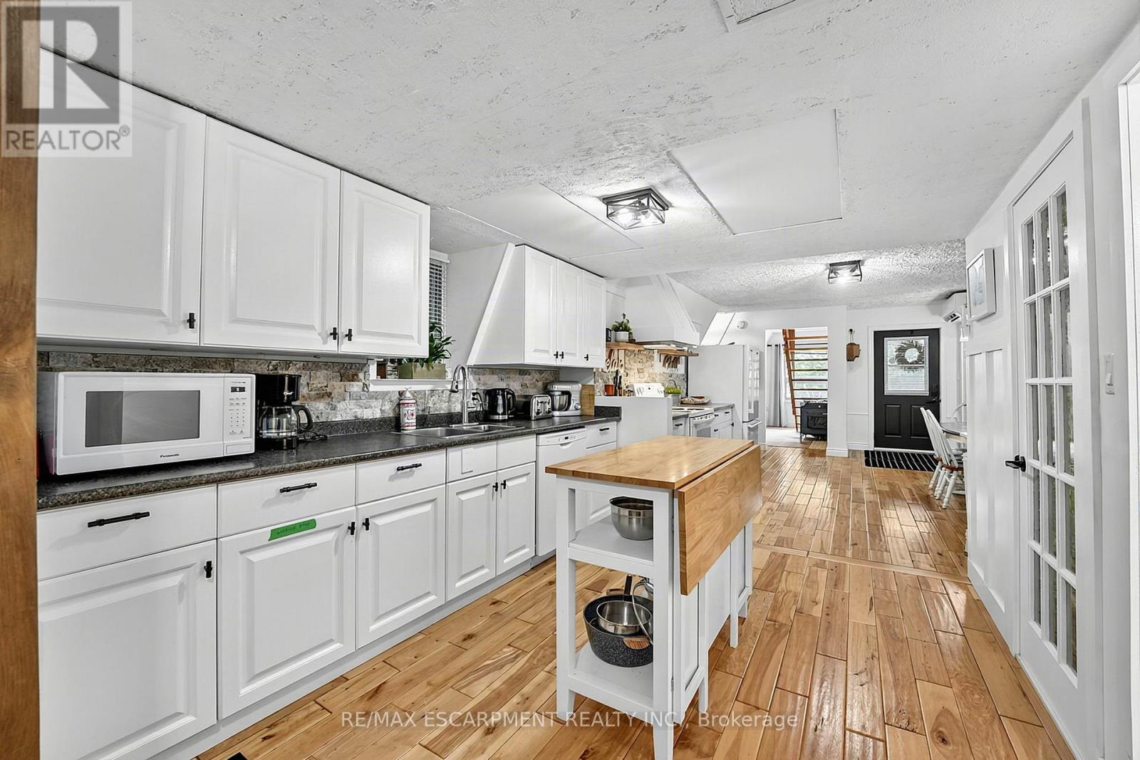 1073 Cedar Beach Road, Bracebridge, Ontario  P1L 1W8 - Photo 12 - X13689830