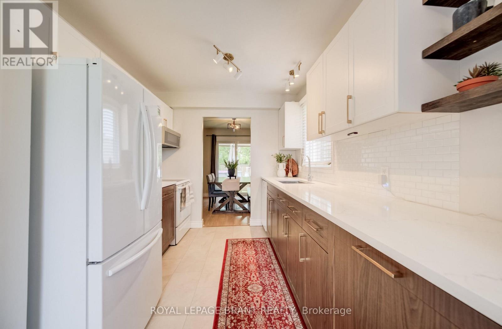102 William Street N, Blandford-Blenheim, Ontario  N0J 1S0 - Photo 4 - X13689836