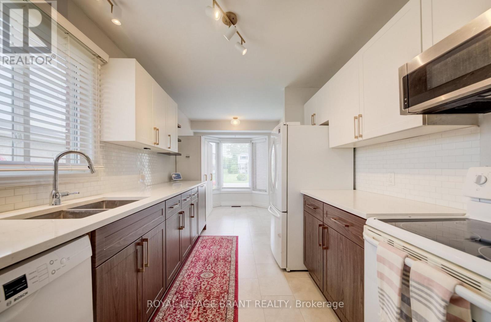 102 William Street N, Blandford-Blenheim, Ontario  N0J 1S0 - Photo 9 - X13689836