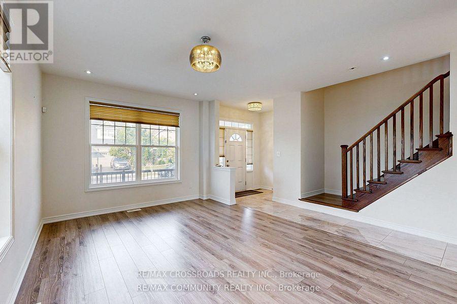 634 Grange Way, Peterborough, Ontario  K9H 7M1 - Photo 4 - X13689840