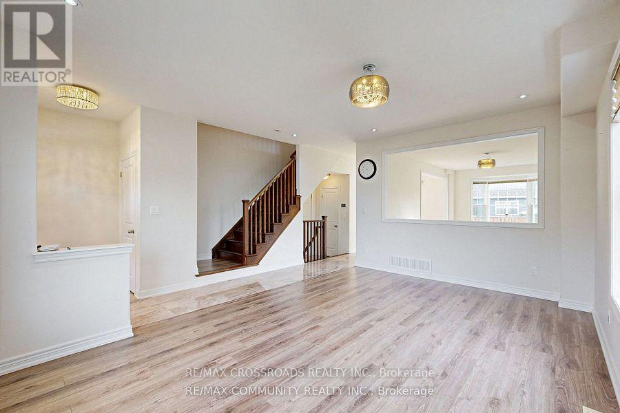 634 Grange Way, Peterborough, Ontario  K9H 7M1 - Photo 5 - X13689840
