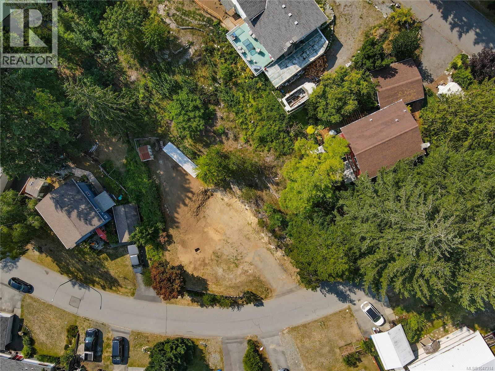 528 Eagle Cres, Gold River, British Columbia  V0P 1G0 - Photo 4 - 1047314