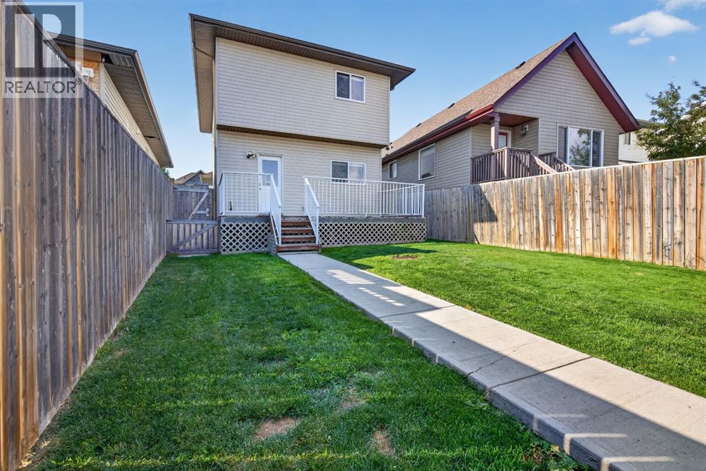 22 Panora Road NW, Calgary, Alberta  T3K 0R4 - Photo 39 - A2334301