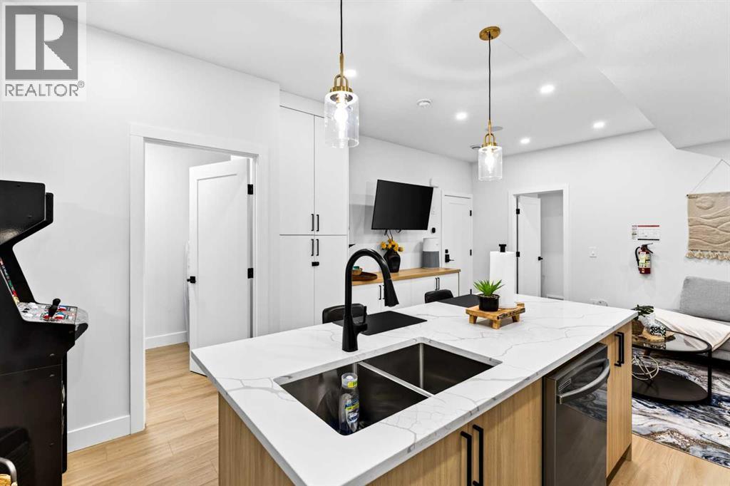 236 30 Avenue NE, Calgary, Alberta  T2E 2C9 - Photo 37 - A2338359
