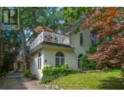 30 SCARBOROUGH ROAD, Toronto, Ontario
