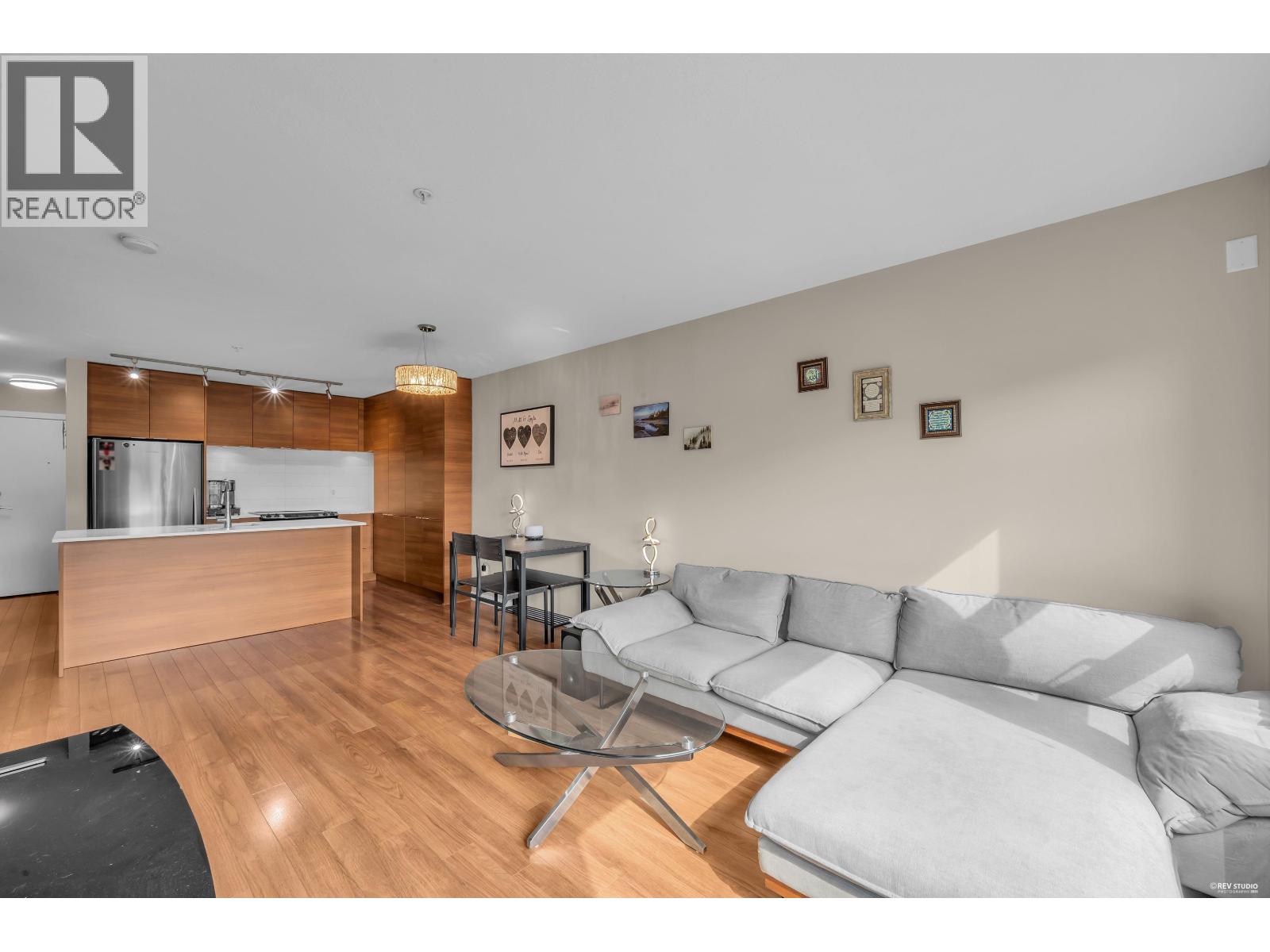 401 1677 Lloyd Avenue, North Vancouver, British Columbia  V7P 0B1 - Photo 10 - R3157041