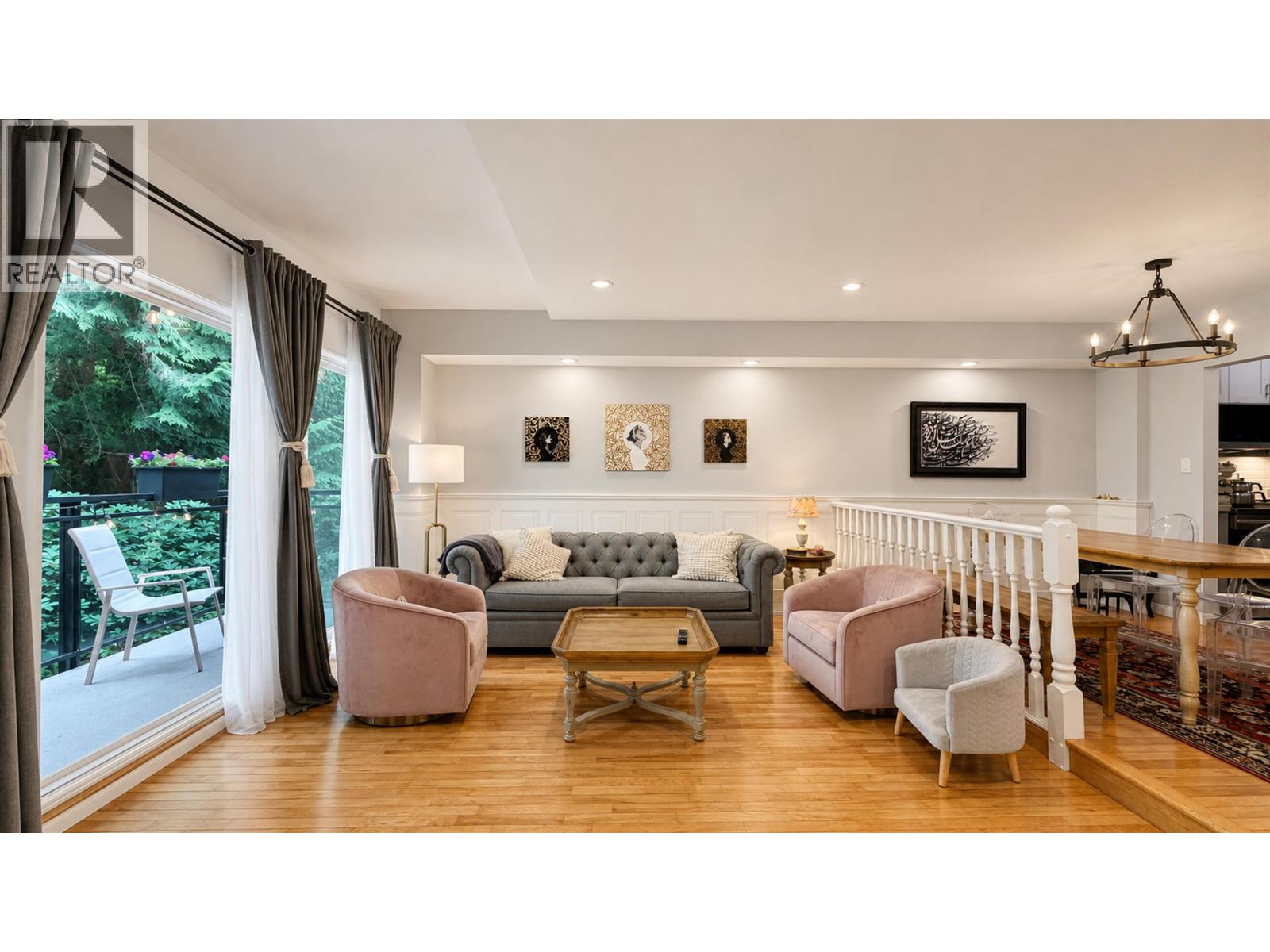 3938 Indian River Drive, North Vancouver, British Columbia  V7G 2G9 - Photo 2 - R3157080