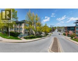 5 1680 W LLOYD AVENUE, North Vancouver, British Columbia
