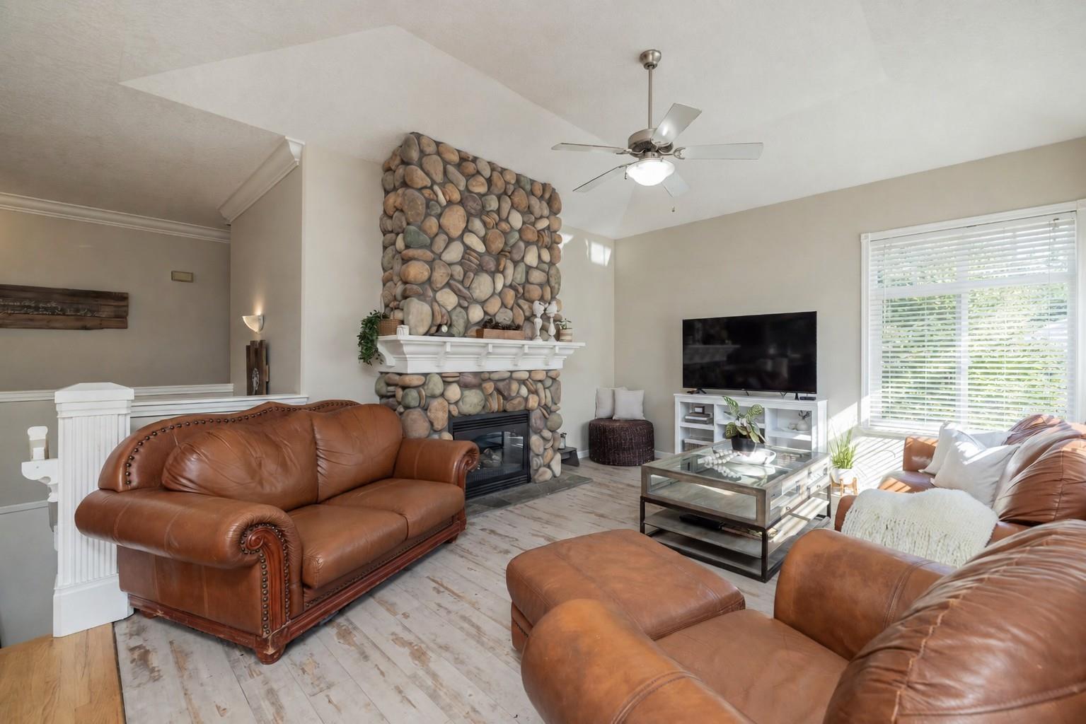 32998 Boothby Avenue, Mission, British Columbia  V2V 7R6 - Photo 9 - R3154033