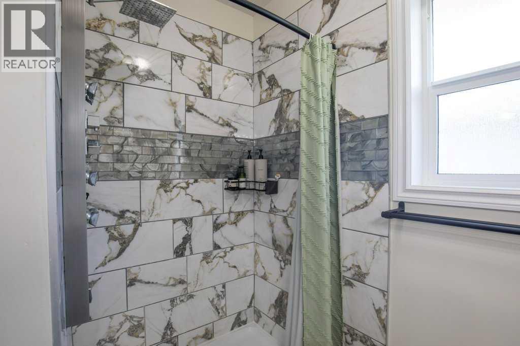 45 Firdale Court, Sylvan Lake, Alberta  T4S 2M2 - Photo 31 - A2325132