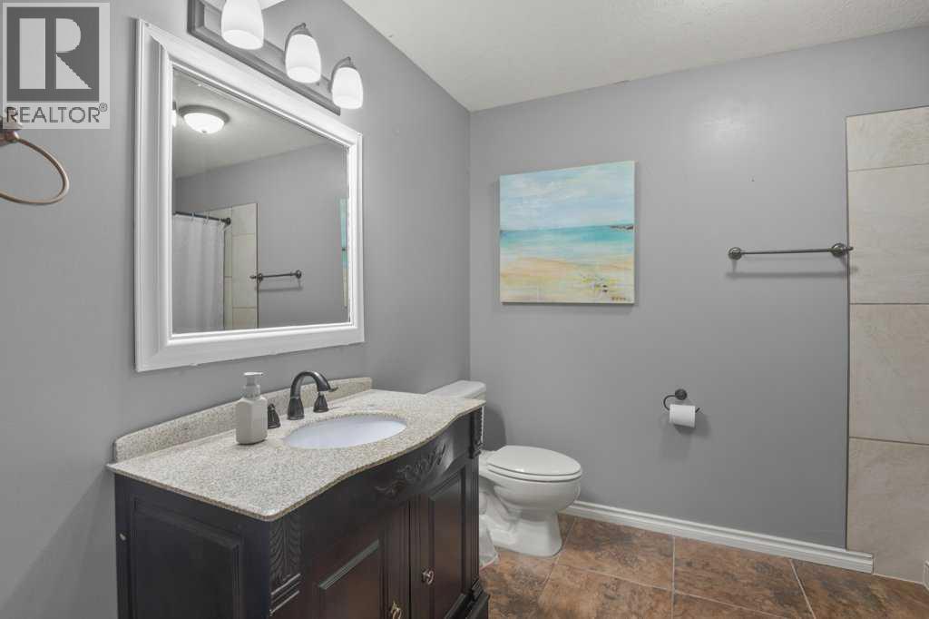 45 Firdale Court, Sylvan Lake, Alberta  T4S 2M2 - Photo 36 - A2325132