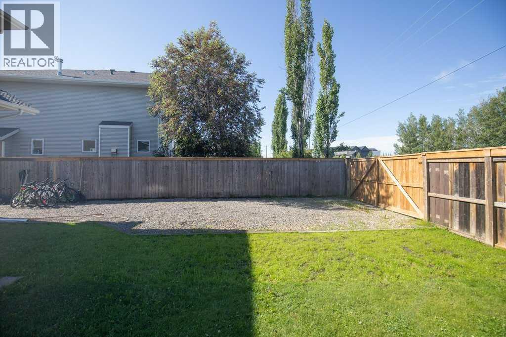 45 Firdale Court, Sylvan Lake, Alberta  T4S 2M2 - Photo 7 - A2325132
