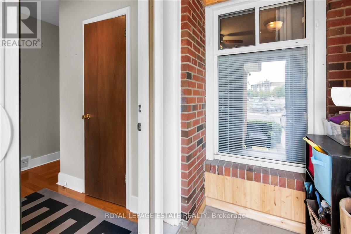4037 Bloor Street W, Toronto, Ontario M9B 1M4 - Photo 21 - W13582812