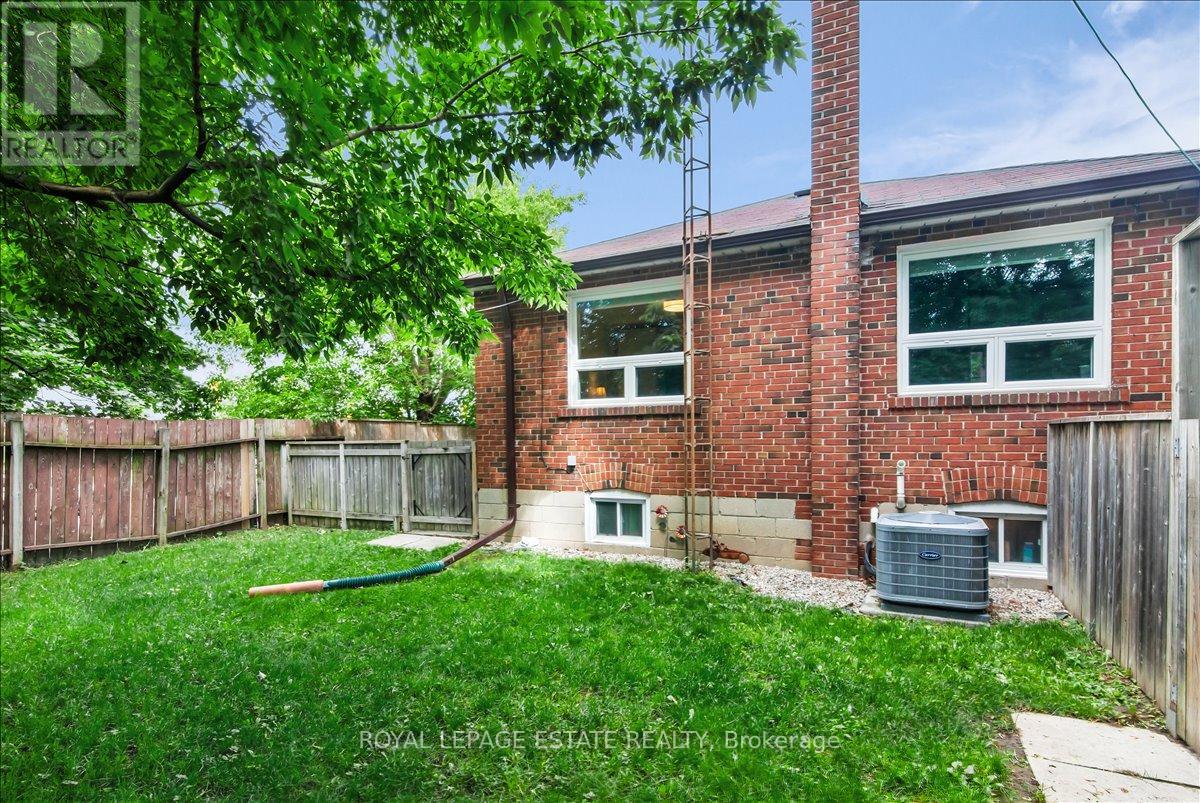 4037 Bloor Street W, Toronto, Ontario M9B 1M4 - Photo 27 - W13582812