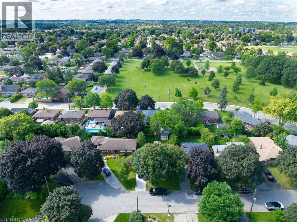 20 Keen Court, Hamilton, Ontario  L8T 1W6 - Photo 2 - 40856798
