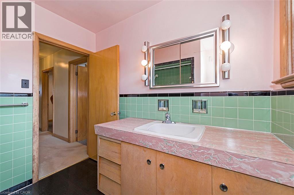 20 Keen Court, Hamilton, Ontario  L8T 1W6 - Photo 39 - 40856798