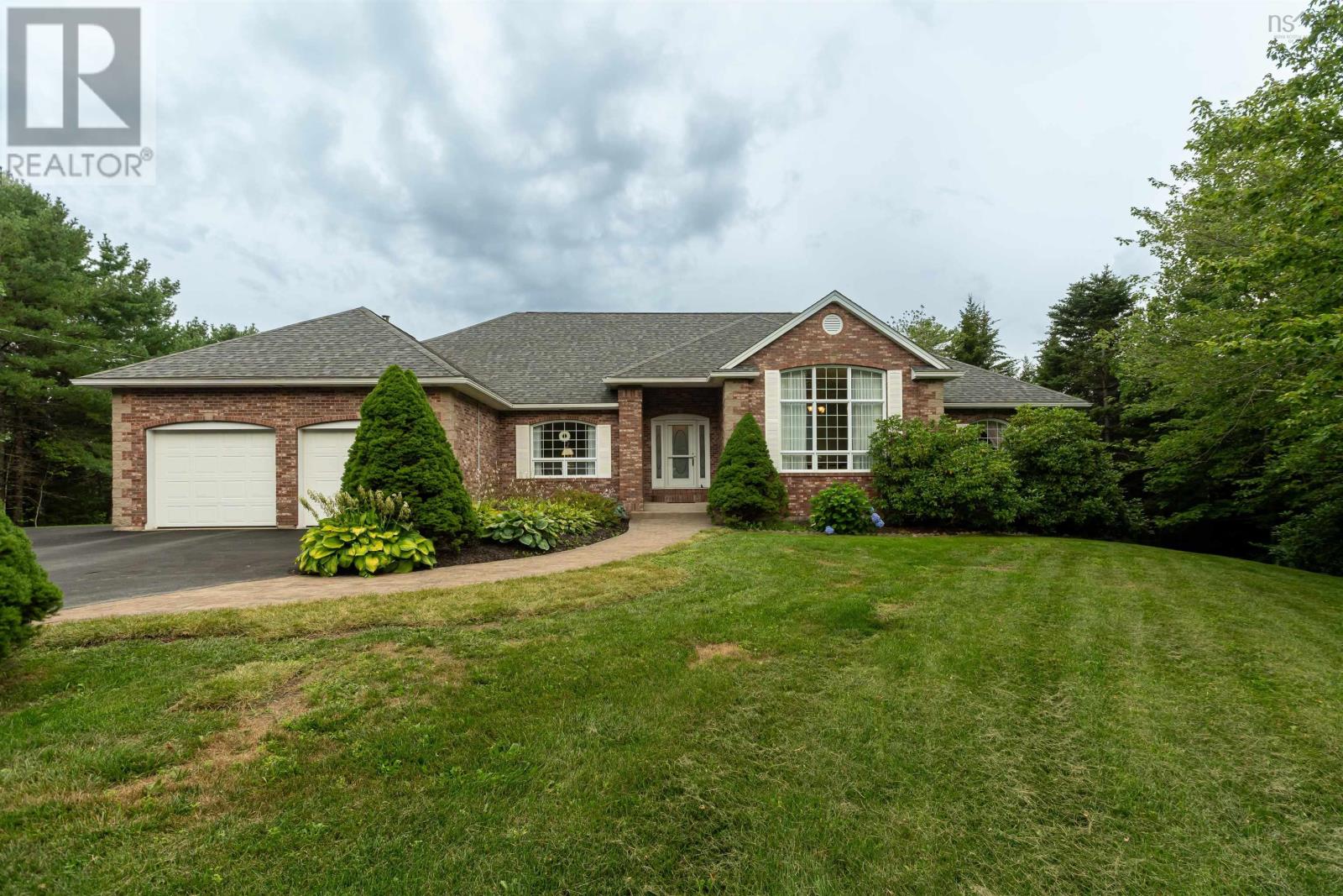 215 Westwood Boulevard, Tantallon, Nova Scotia  B3Z 1N1 - Photo 3 - 202620521