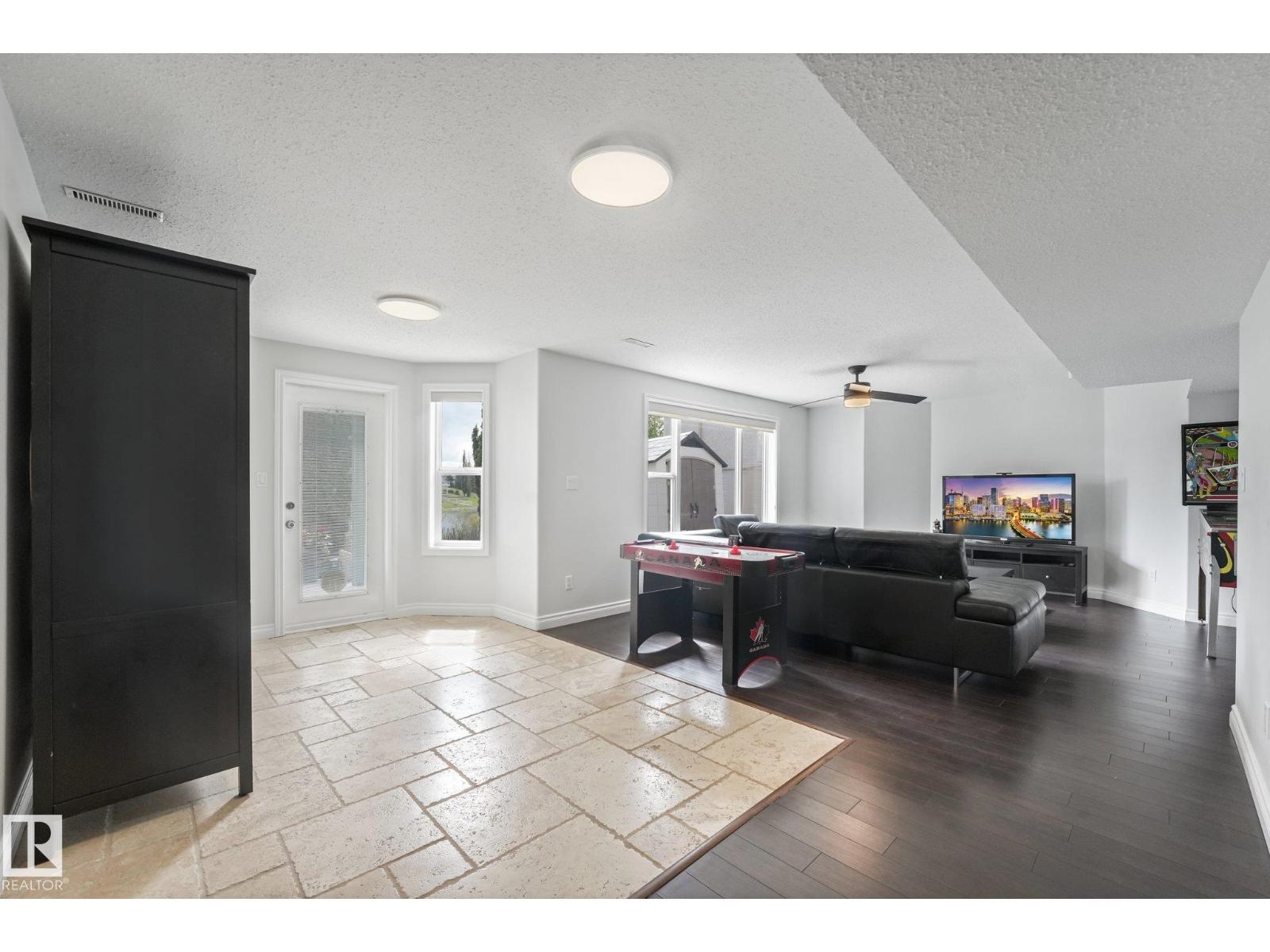 1117 Klarvatten Cv Nw, Edmonton, Alberta  T5Z 3N3 - Photo 42 - E4503973