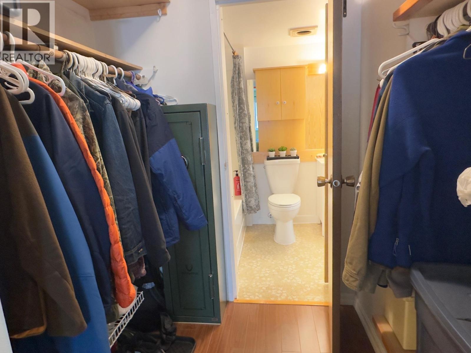 303 9890 Manchester Drive, Burnaby, British Columbia V3N 4R4 - Photo 23 - R3147897