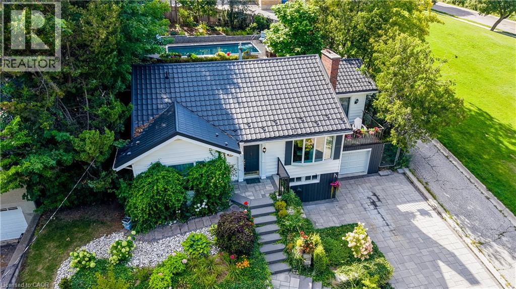 24 FOREST Road, Cambridge, Ontario