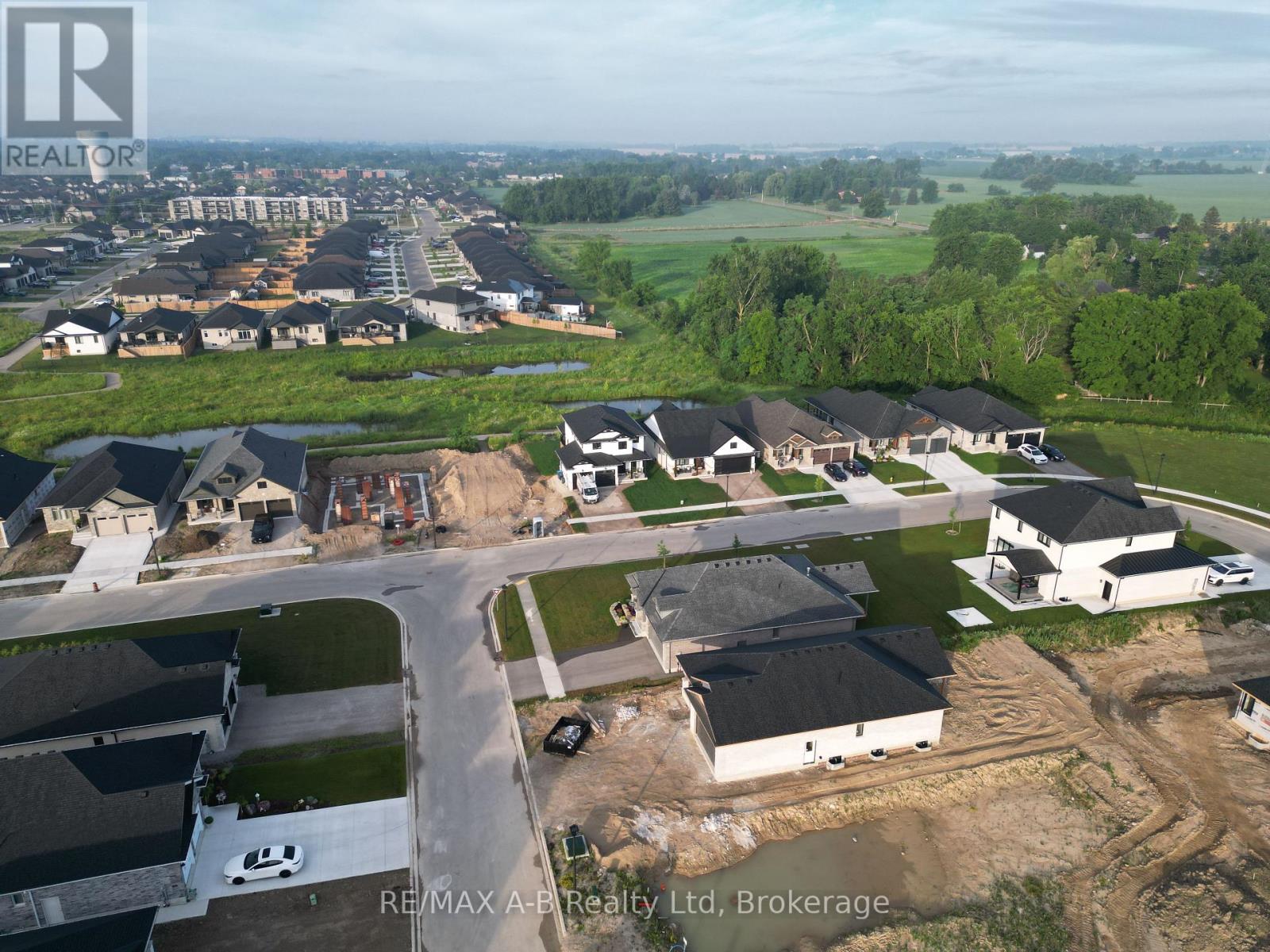 8 Orchard Drive, Stratford, Ontario  N5A 0L1 - Photo 35 - X13547326