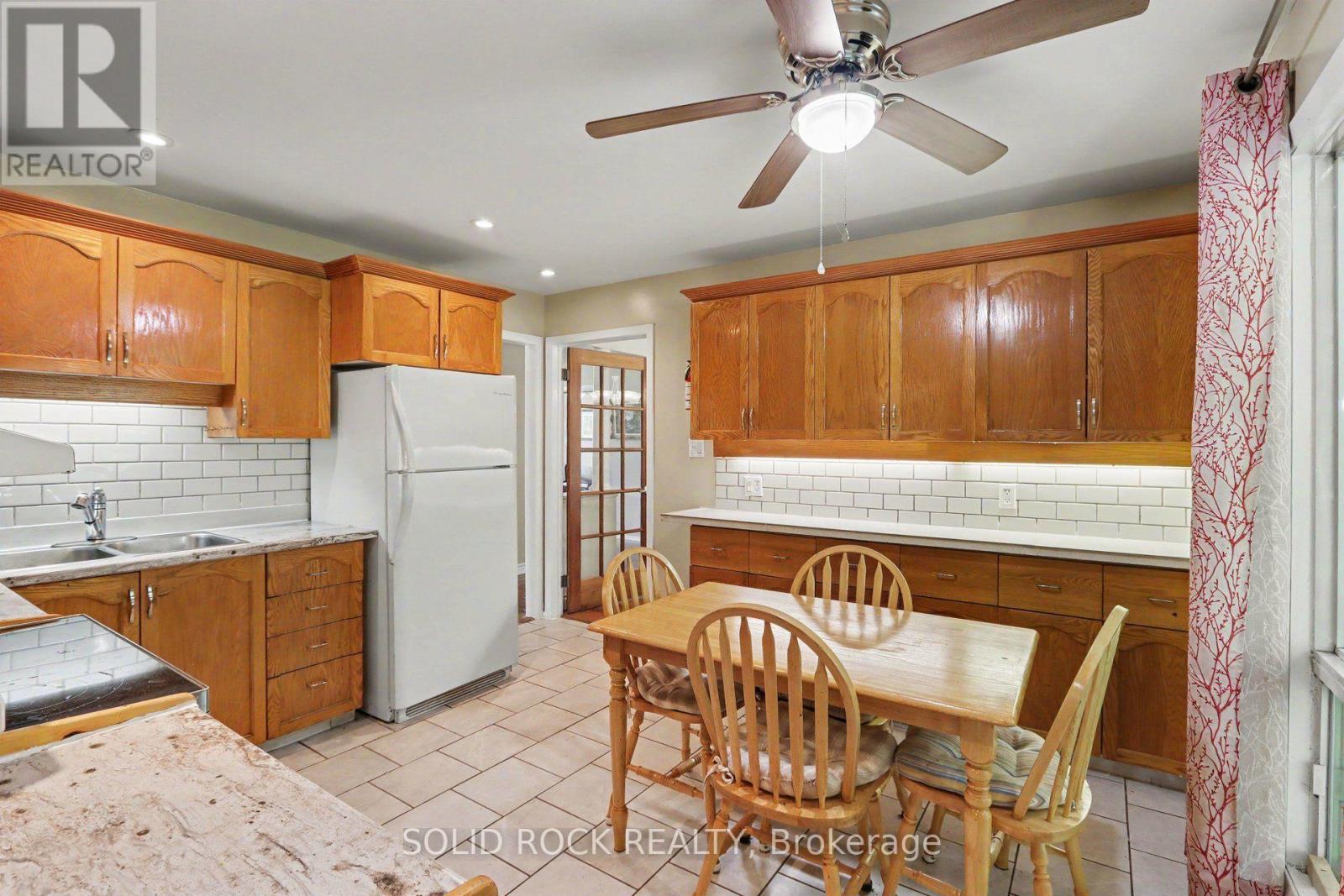 220 Highfield Crescent, Beckwith, Ontario  K7C 3P2 - Photo 9 - X13542068