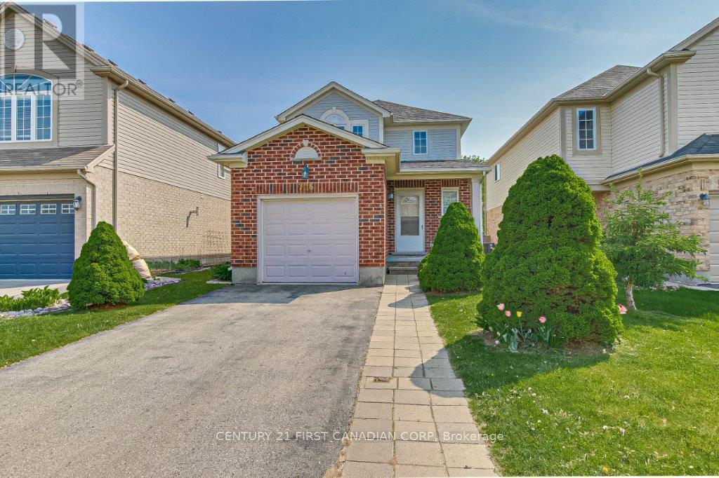 706 Hedgerow Place, London North, Ontario  N5X 4L6 - Photo 2 - X13689910