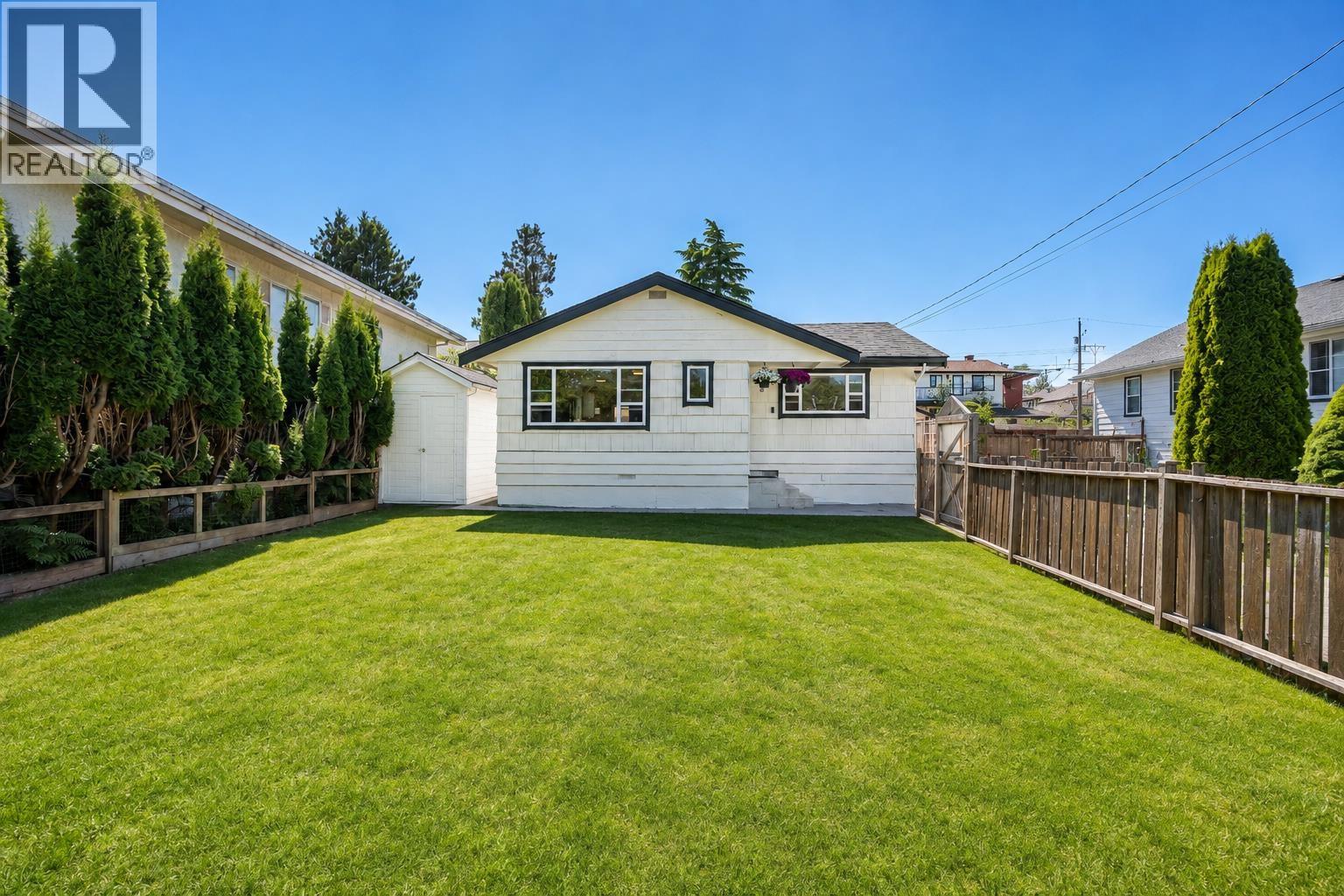 931 Sperling Avenue, Burnaby, British Columbia  V5B 4H7 - Photo 3 - R3157087
