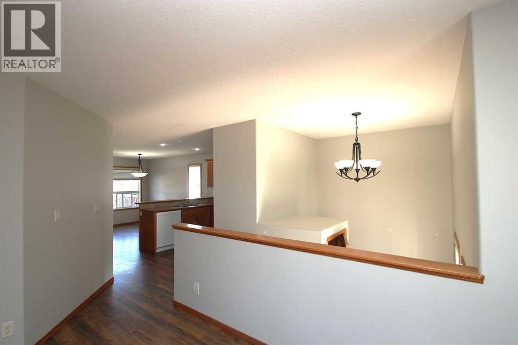 264 Vanson Close, Red Deer, Alberta  T4R 0G6 - Photo 10 - A2334641