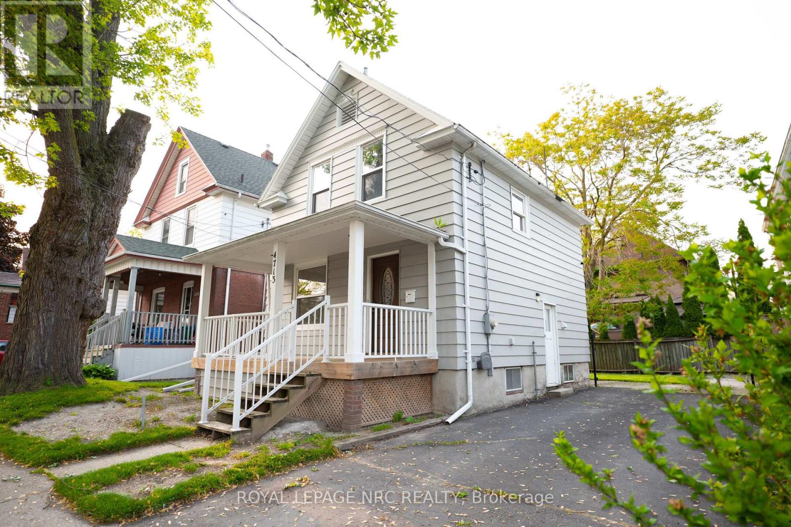 4713 Cookman Crescent N, Niagara Falls, Ontario  L2E 1C1 - Photo 2 - X13689906