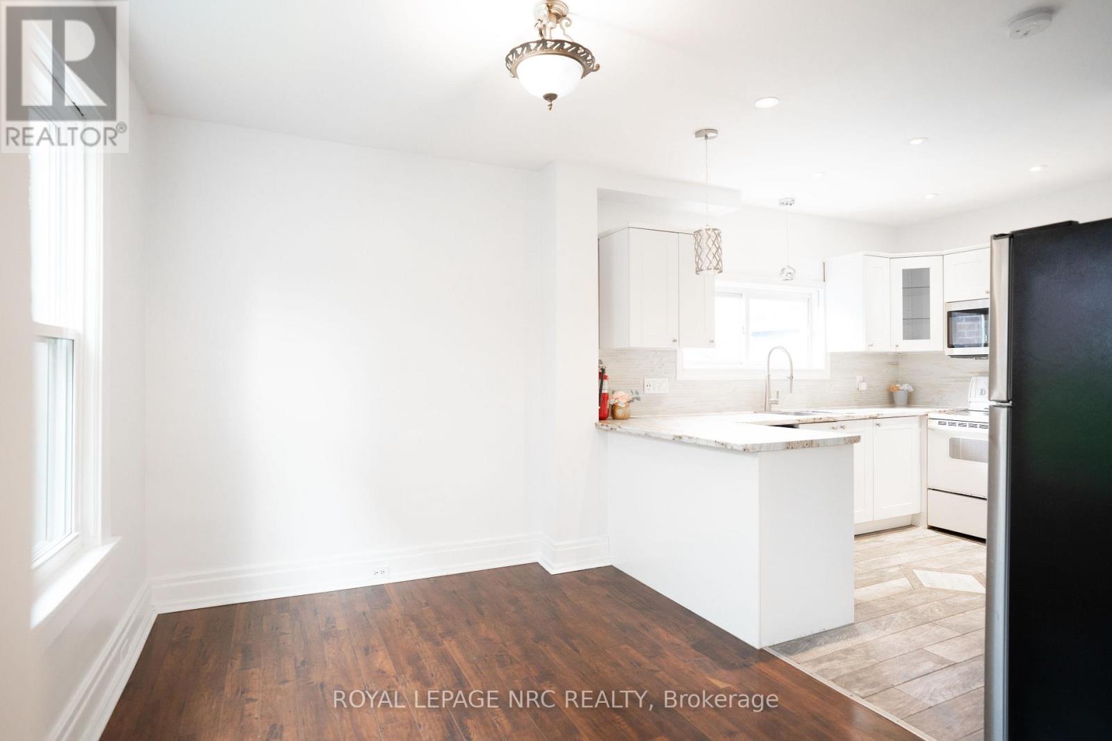 4713 Cookman Crescent N, Niagara Falls, Ontario  L2E 1C1 - Photo 8 - X13689906