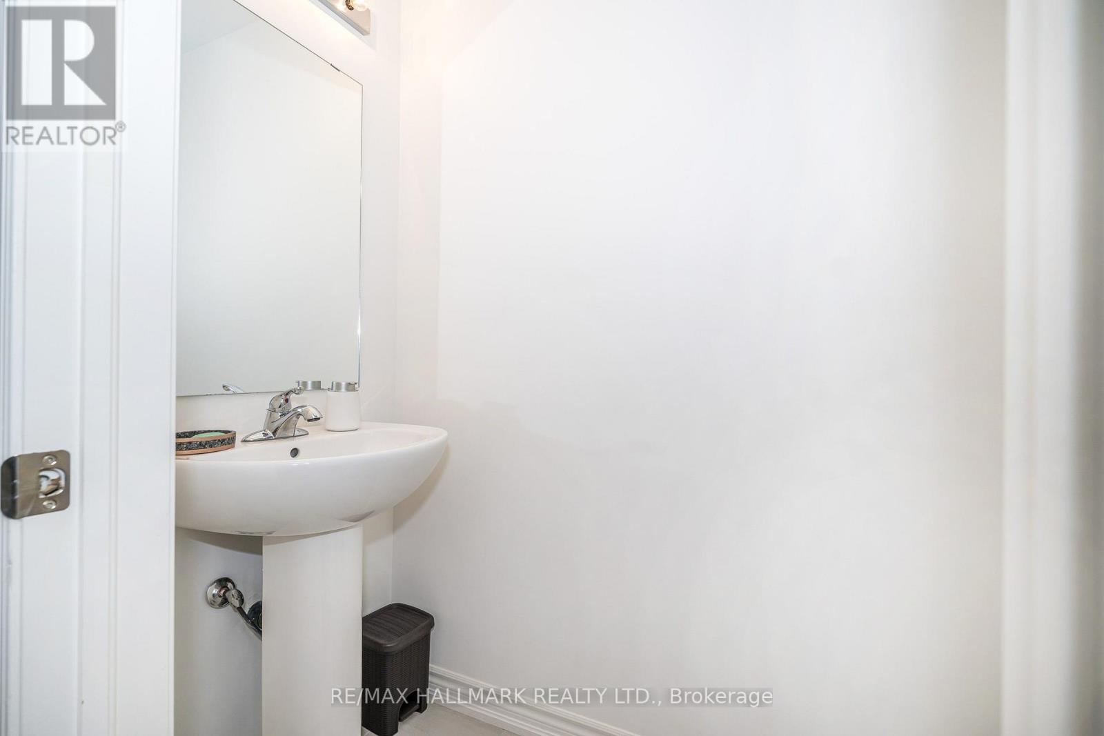 2558 Ladyfern Crossing, Pickering, Ontario  L1X 0E6 - Photo 25 - E13689880