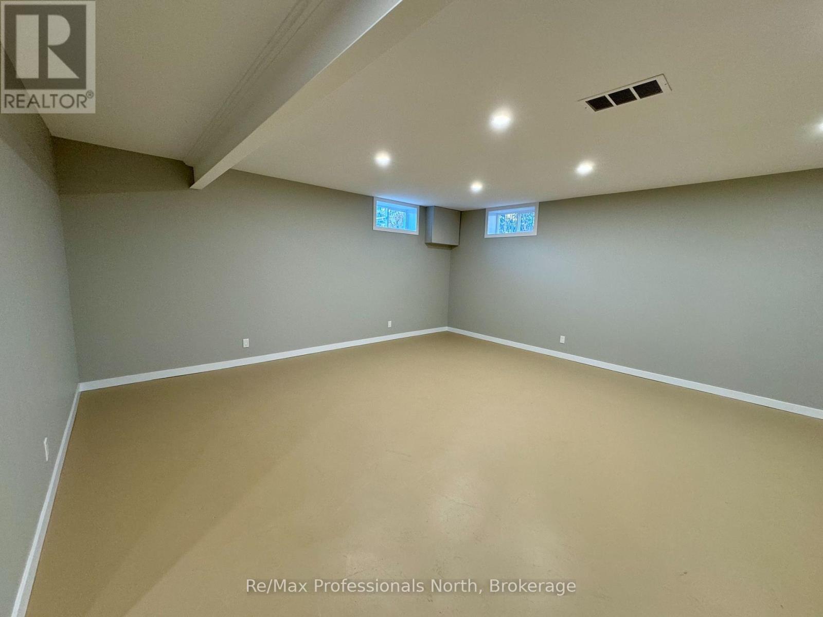 260 Isaac Street, Gravenhurst, Ontario  P1P 1G2 - Photo 15 - X13689888