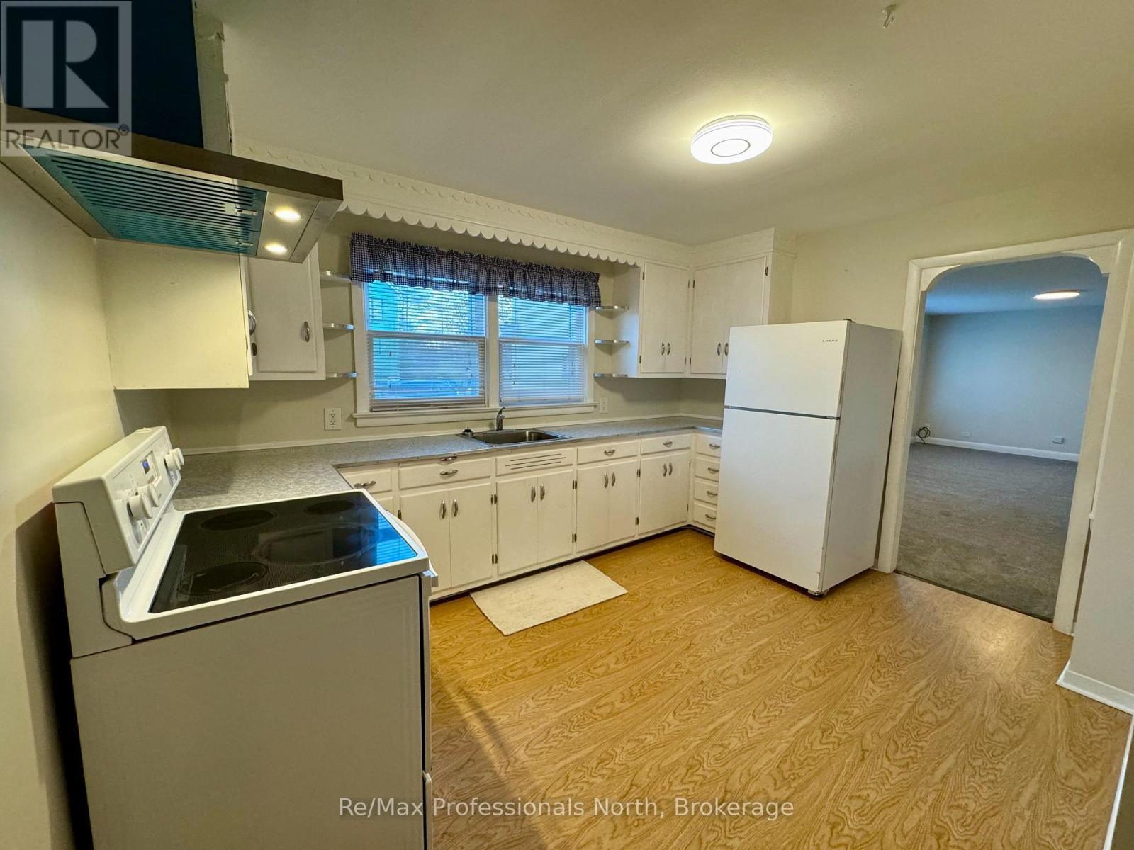 260 Isaac Street, Gravenhurst, Ontario  P1P 1G2 - Photo 22 - X13689888