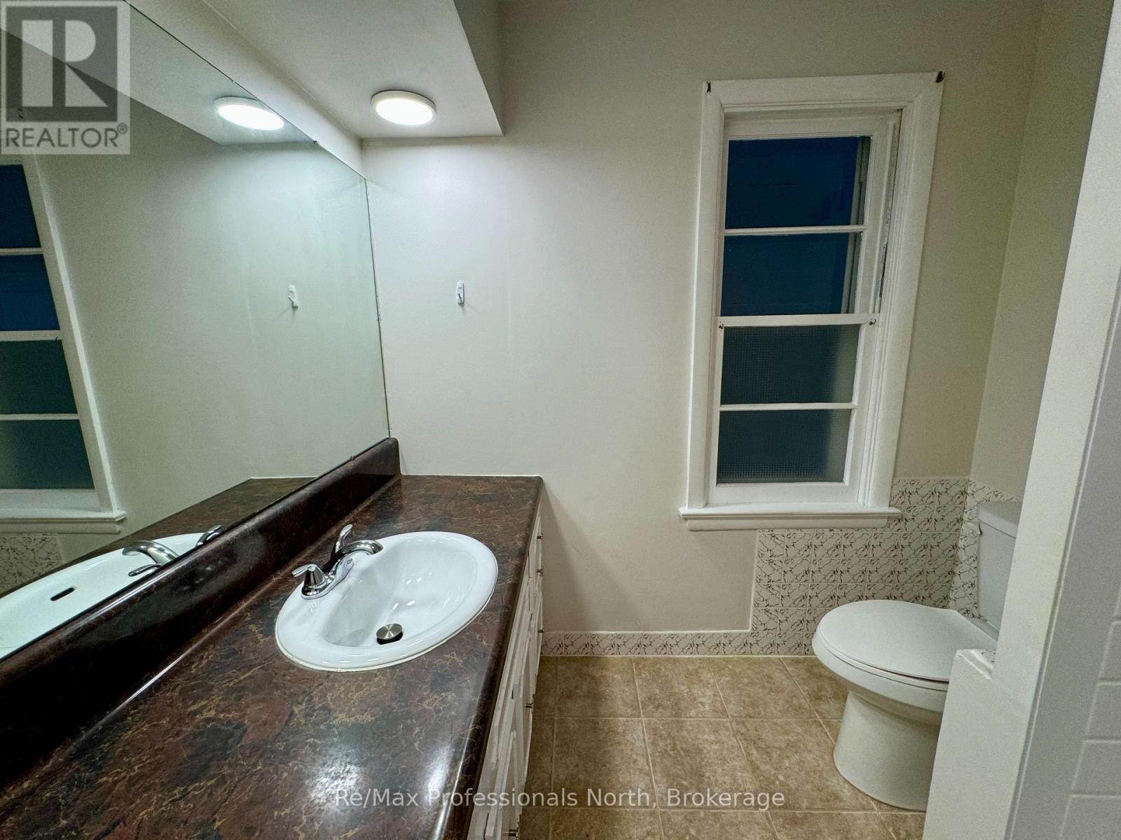 260 Isaac Street, Gravenhurst, Ontario  P1P 1G2 - Photo 8 - X13689888