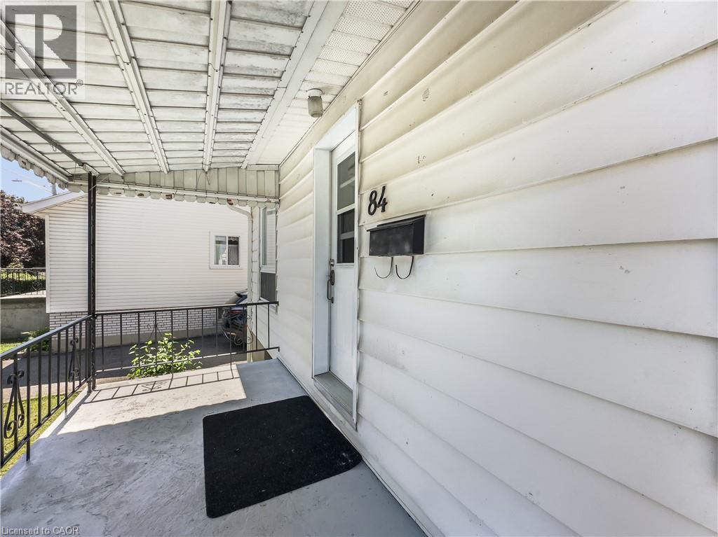 84 Carleton Street, Kingston, Ontario  K7K 4G1 - Photo 2 - 40854990