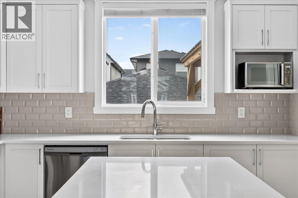 163 Copperleaf Way SE, Calgary, Alberta  T2Z 5E8 - Photo 13 - A2336760