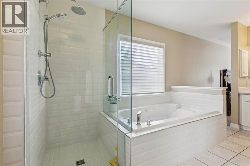 174 Sienna Hills Drive SW, Calgary, Alberta  T3H 2E2 - Photo 23 - A2338309