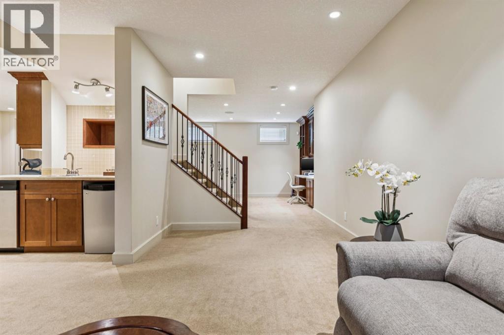 174 Sienna Hills Drive SW, Calgary, Alberta  T3H 2E2 - Photo 34 - A2338309
