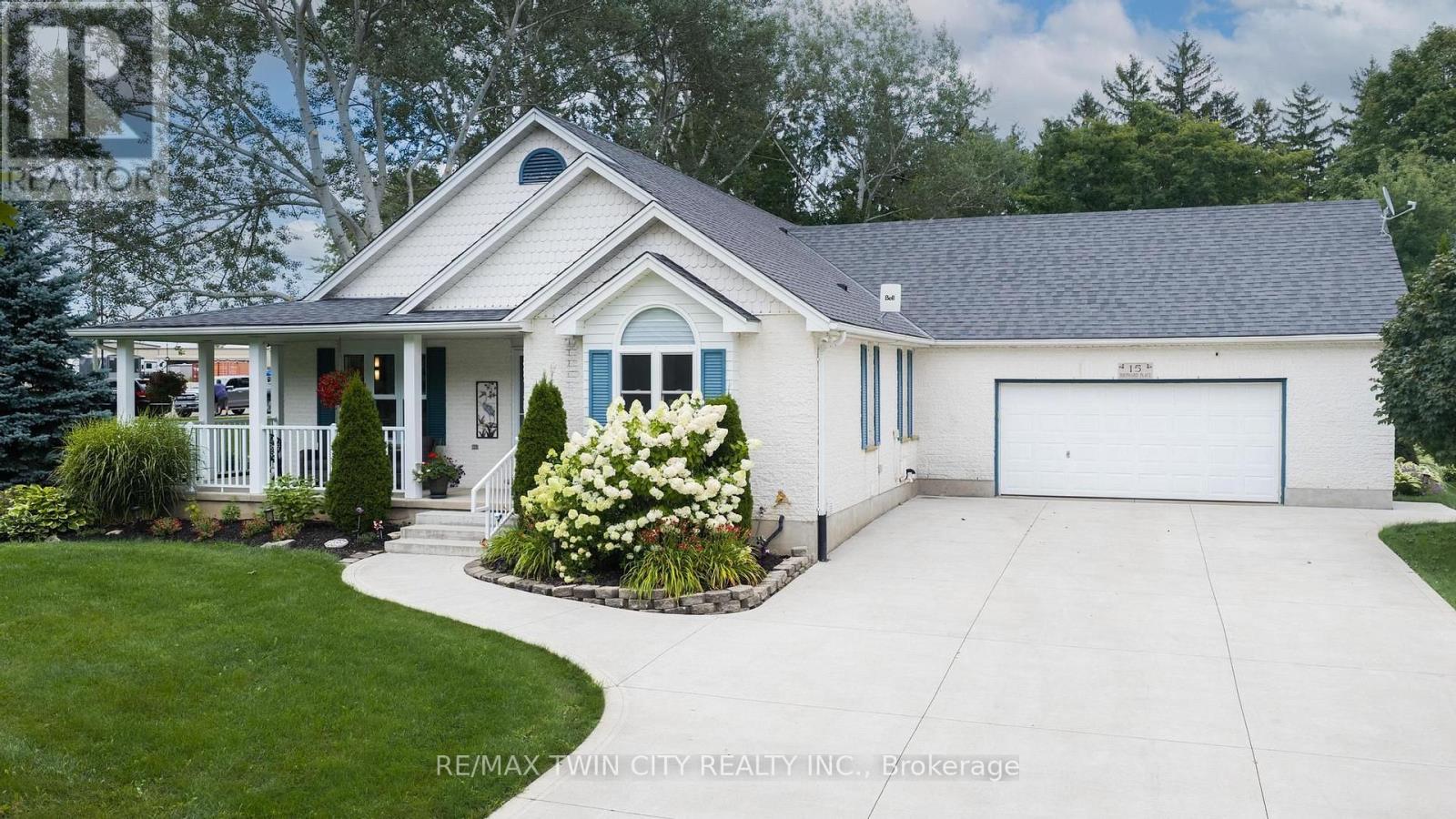 15 Shephard Place, Wilmot, Ontario  N3A 2E4 - Photo 3 - X13689892