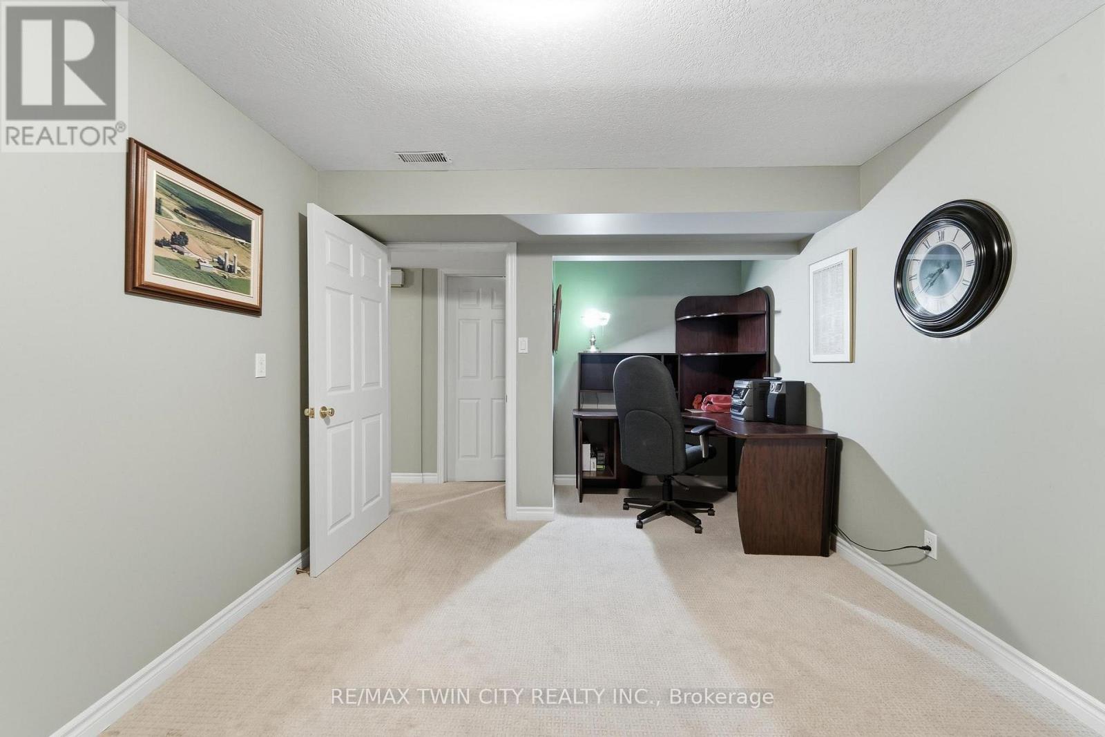 15 Shephard Place, Wilmot, Ontario  N3A 2E4 - Photo 37 - X13689892