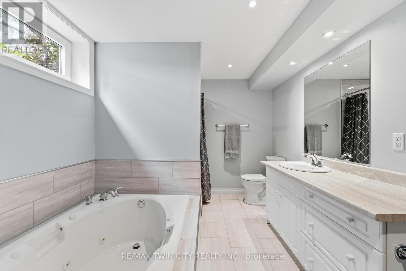 15 Shephard Place, Wilmot, Ontario  N3A 2E4 - Photo 39 - X13689892